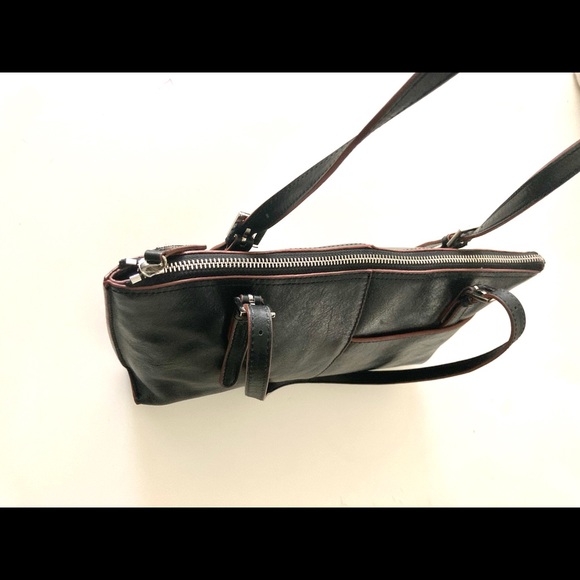 HOBO The Original Leather Shoulder Bag. - Picture 6 of 12